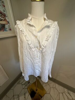 Ann Taylor White Ruffle Collar Button-Down Blouse